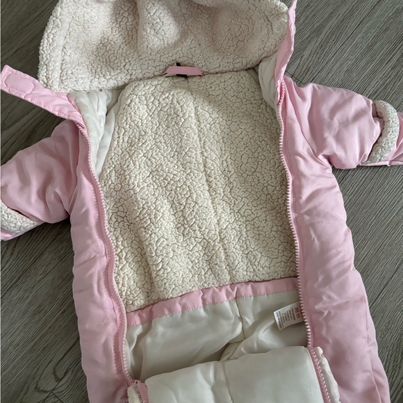 Disney Winnie the Pooh Infant Snowsuit - Picture 3 of 4